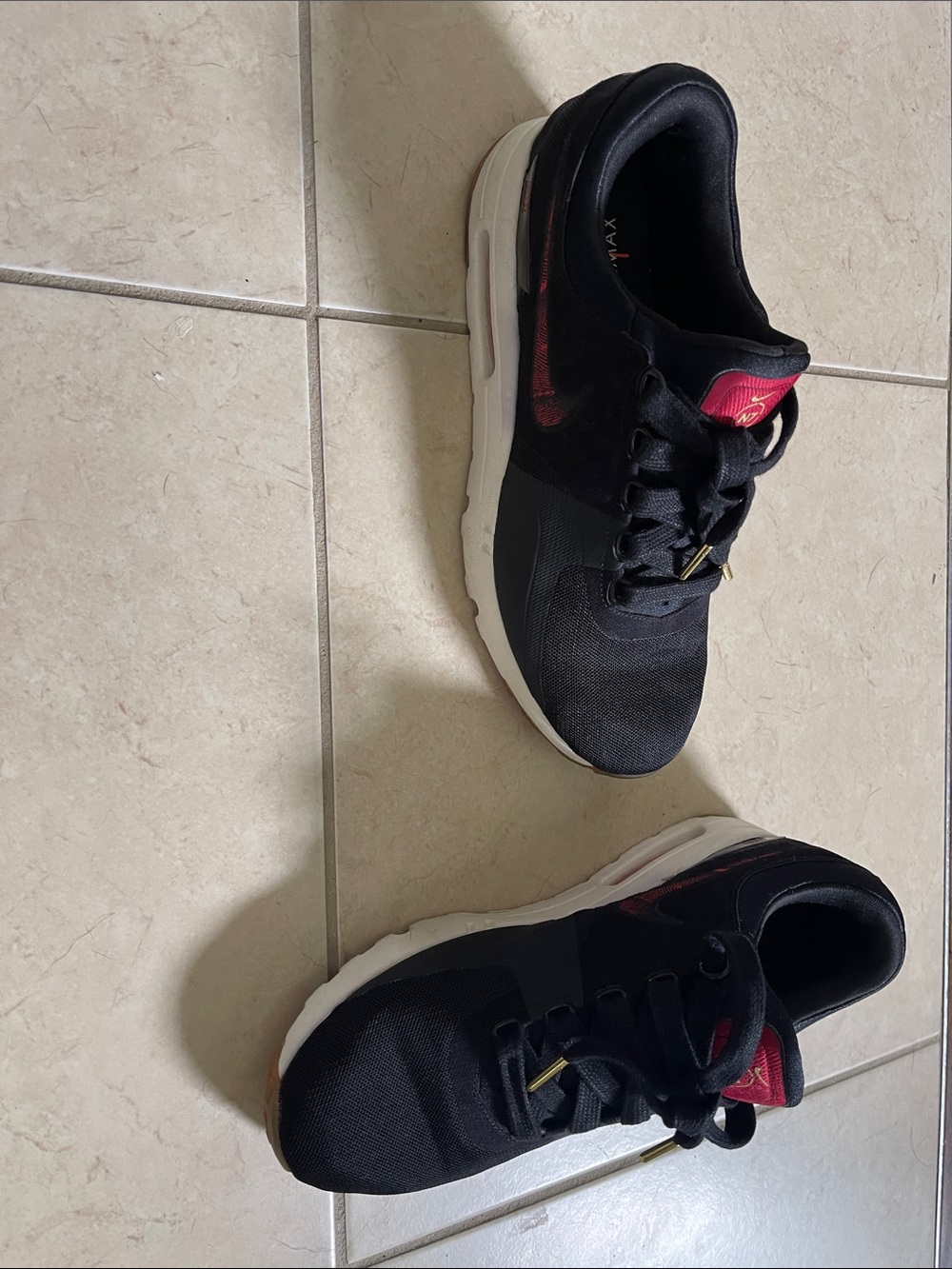 Nike Air Max Zero N7 size 9